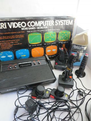 Vintage Atari Video Computer System W/ 1 Game & 6 Controllers Cx - 2600a