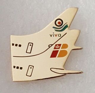 Viva Air Perú Is A Peruvian Low - Cost Carrier Lapel Pin Badge