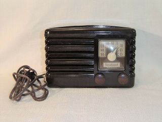 Vintage Sentinel Model 309 - W Series " B " Bakelite Tube Radio