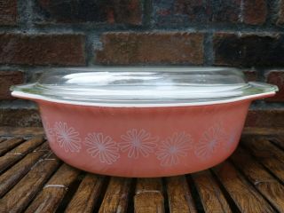 Vintage Pyrex Pink White Daisy 2 1/2 Qt.  Casserole Dish With Lid Usa Made