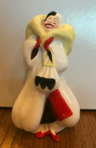 Disney 101 Dalmatians Cruella De Vil Ceramic Porcelain Figurine Vintage Japan