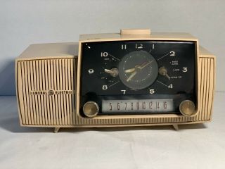 Vintage Ge General Electric Model C434b Am Clock Radio 1960s - Decorative Only
