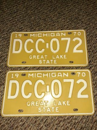 Vintage 1970 Michigan License Plate Set Pair Dcc - 072