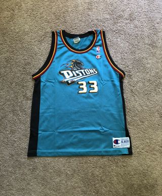 Grant Hill 33 Vintage 90s Champion Detroit Pistons S - M Basketball Jersey