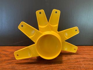 Set Of 6 Vintage Tupperware Harvest Gold Yellow Measuring Cups