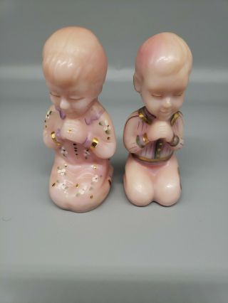 Vintage Fenton Milk Glass Hand Painted Boy & Girl Praying Figurines 0001