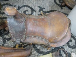 VINTAGE LEATHER HORSE SADDLE WITH STIRRUPS FOR DISPLAY ONLY TOOLED DESIGN 2
