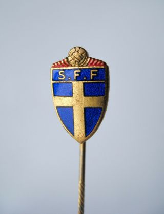 Vintage - S.  F.  F.  Sweden National Football - Enameled - Soccer Lapel Pin / Badge