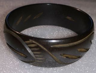 Vintage Bakelite Black Carved & Pierced Bangle Bracelet 2.  25 " Diameter