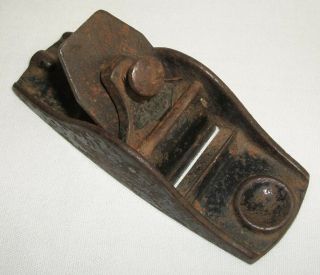Small Vintage Cast Iron Woodworking Plane Wood 1 " Blade 3 3/8 " Long