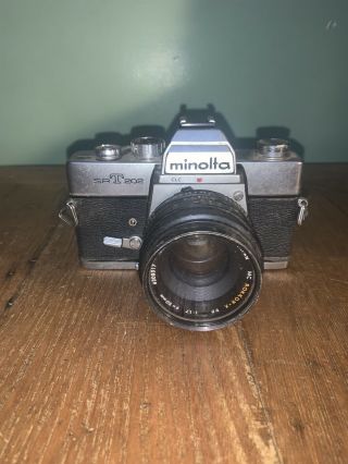 Minolta Srt - 202 35mm Slr Film Camera W/ 50mm Rokkor - X 1:1.  7 Lens As - Is Vtg