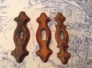 Set Of 3 Reclaimed Vintage French Wooden Escutcheon Key Hole Covers (2429)