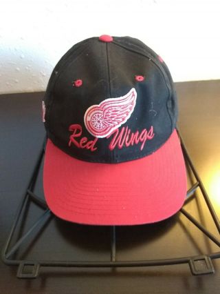 Vintage Detroit Red Wings Logo 7 Snapback Hat Cap Side Logo Black Red