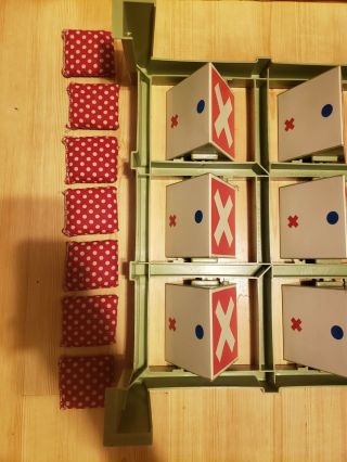 Vintage 1969 IDEAL Toss Across Game Complete All 7 Bean Bags (RED) 2