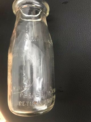 Vintage Dairy Farmers Co - Op 1/2 Pint Glass Milk Bottle 1960s Retro 3