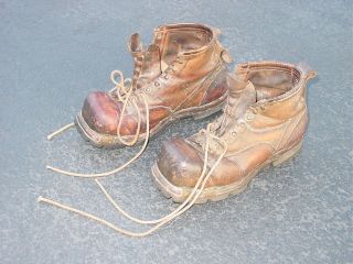 Vintage Ww2 Wwii U.  S.  Army Mountain Troop Leather Ski Boots Size 9 1/2
