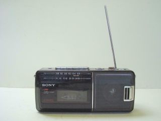 Vintage Sony Cfm - 140 Am Fm Cassette Player Portable Radio - Great
