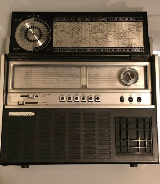 Vintage 1968 Vietnam War Worldstar Solid - State Radio Mg - 5000 Multiband Receiver