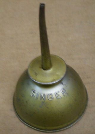 Vintage Singer Sewing Machine Thumb Pump Oil Can Embossed Usa Squirt