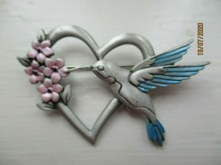 Heart - Shaped Vintage Brooch With Humming Bird Drinking From Flower (jj Jonette)