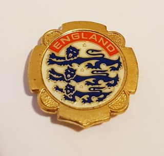 Vintage England Football Team - Gold Coloured Metal Enamel Pin Badge