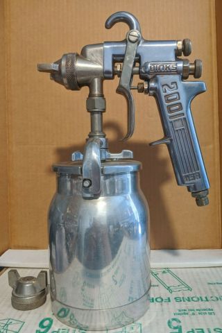 Vintage Binks 2001 Automotive Paint Spray Gun With Tank And Additional Nozzle