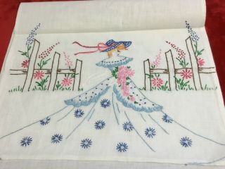 Vintage Linen Runner Embroidered Southern Belle Garden Lady 12x33 Dresser Scarf