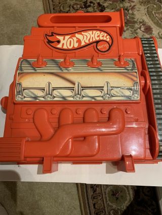 Vintage 1983 Hot Wheels Racers Engine Case