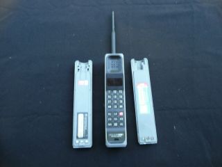 Vtg Motorola Cellular One Ultra Classic Brick Phone W/ Antenna & Case