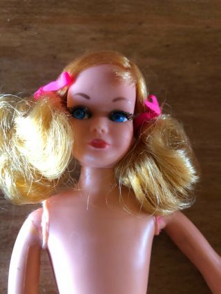 Vintage 1969 Skipper Doll 9 " Blonde Hair Blue Eyes Twist N Turn Bendable