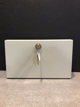 Vintage Key Storage Metal Lock Box Wall Mount Security Safe Cabinet W/2 Keys