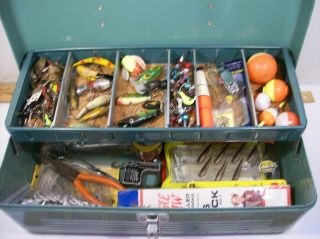 Vintage SIMONSEN Metal Tackle Box Loaded with Lures & Tackle - 8 