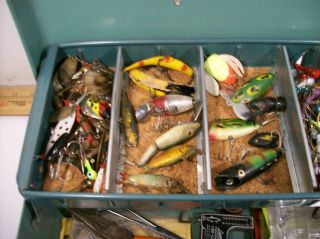 Vintage SIMONSEN Metal Tackle Box Loaded with Lures & Tackle - 8 