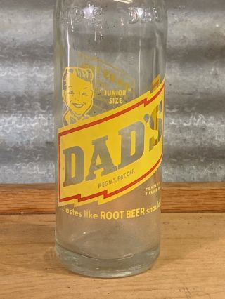 Vtg DAD ' S ROOT BEER JUNIOR 7 - 66 MANISTEE MICHIGAN Glass Soda Pop Bottle CRATE 2 2