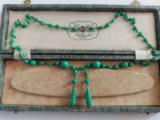 Vintage Art Deco Long Peking Green Glass Drop Necklace