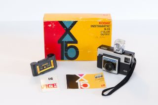 Vintage Kodak Instamatic X - 15 Color Outfit With Paperwork Film And Flash