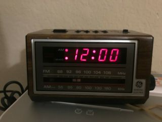Vintage General Electric Digital Am Fm Radio Alarm Clock 7 - 4601a Sticker