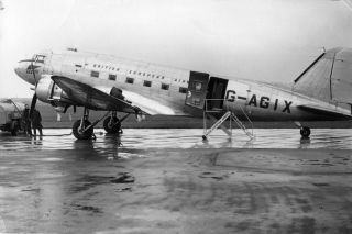 British European Airways (bea),  Douglas Dakota 3,  G - Agix; Photograph