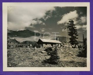 E11 Group Of Men,  Women At Mount Shasta Alpine Lodge Ca 1948 Vintage Photo