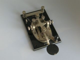 Vtg Wwii Era J - 38 Telegraph Key Morse Code Ham Radio Bug Clicker Military Issue