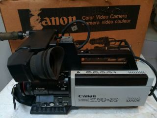 Vintage 1985 Canon Vc - 30 Camcorder And Bag Hi - Band Saticon Color Video Camera