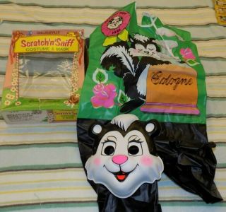 Vintage Collegeville Halloween Scratch N Sniff Skunk Costume W/box