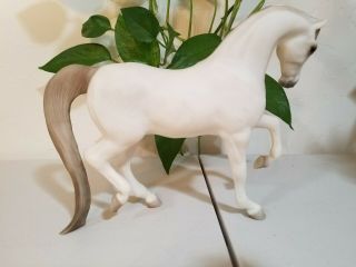 Vintage Breyer Horse 425 Marguerite Henry’s Lady Roxanna Alabaster Arabian Mare 2