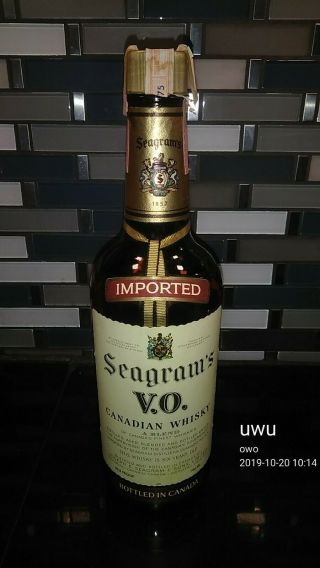 Vintage Seagrams Vo 1975 Canadian Whiskey Liquor Bottle 1857 Empty One Quart