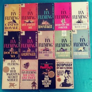 James Bond 007 Ian Fleming Complete Set Of 14 Vintage Paperback Novels
