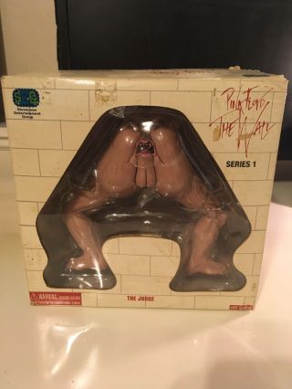 Vintage Pop Pink Floyd Figure Toy Sculpture " The Judge " The Wall Series 1