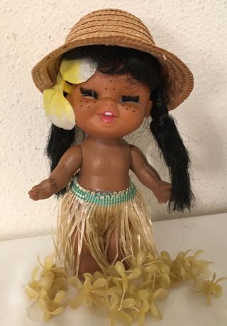 Hawaiian Hula Girl Doll Plastic Lei With Woven Hat Vintage