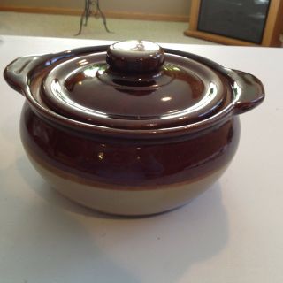 Vintage Monmouth Western Pottery Usa Bean Pot Stoneware Maple Leaf