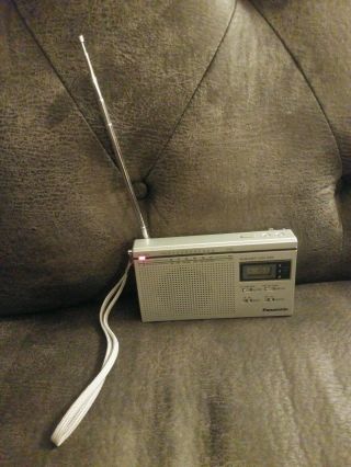 Vtg Panasonic Rf - 082 Am Fm Portable Transistor Radio Alarm Clock