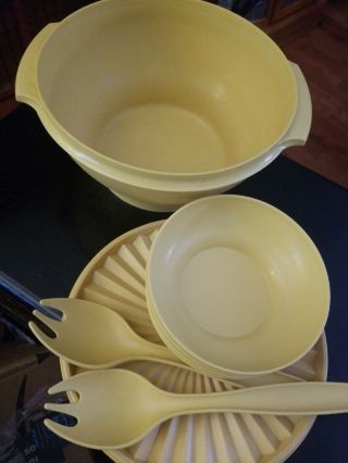Tupperware 8 - Pc Servalier Salad Serving Bowl Set 4 Bowls Harvest Gold Vintage 3